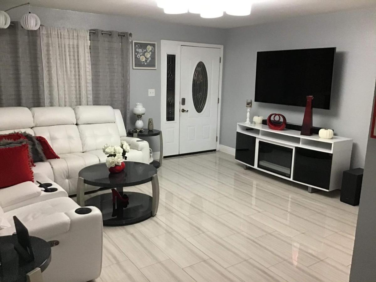 Mary'S Luxury House Vila Tampa Exterior foto
