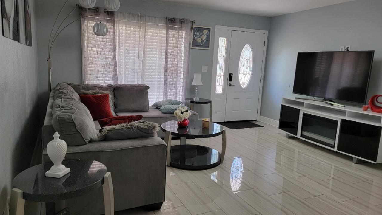 Mary'S Luxury House Vila Tampa Exterior foto